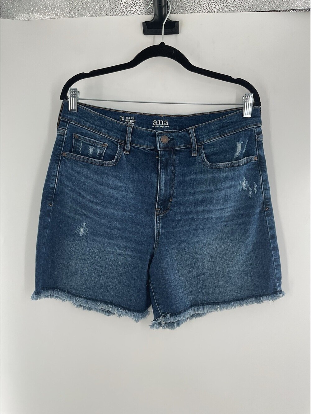 New Approach Women’s Size 14 Distressed Denim Cut Off Jean Shorts 067